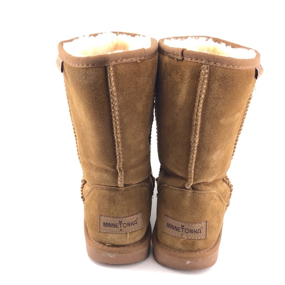 Minnetonka Olympia Sheepskin Winter Boots 8 - Picture 6 of 12